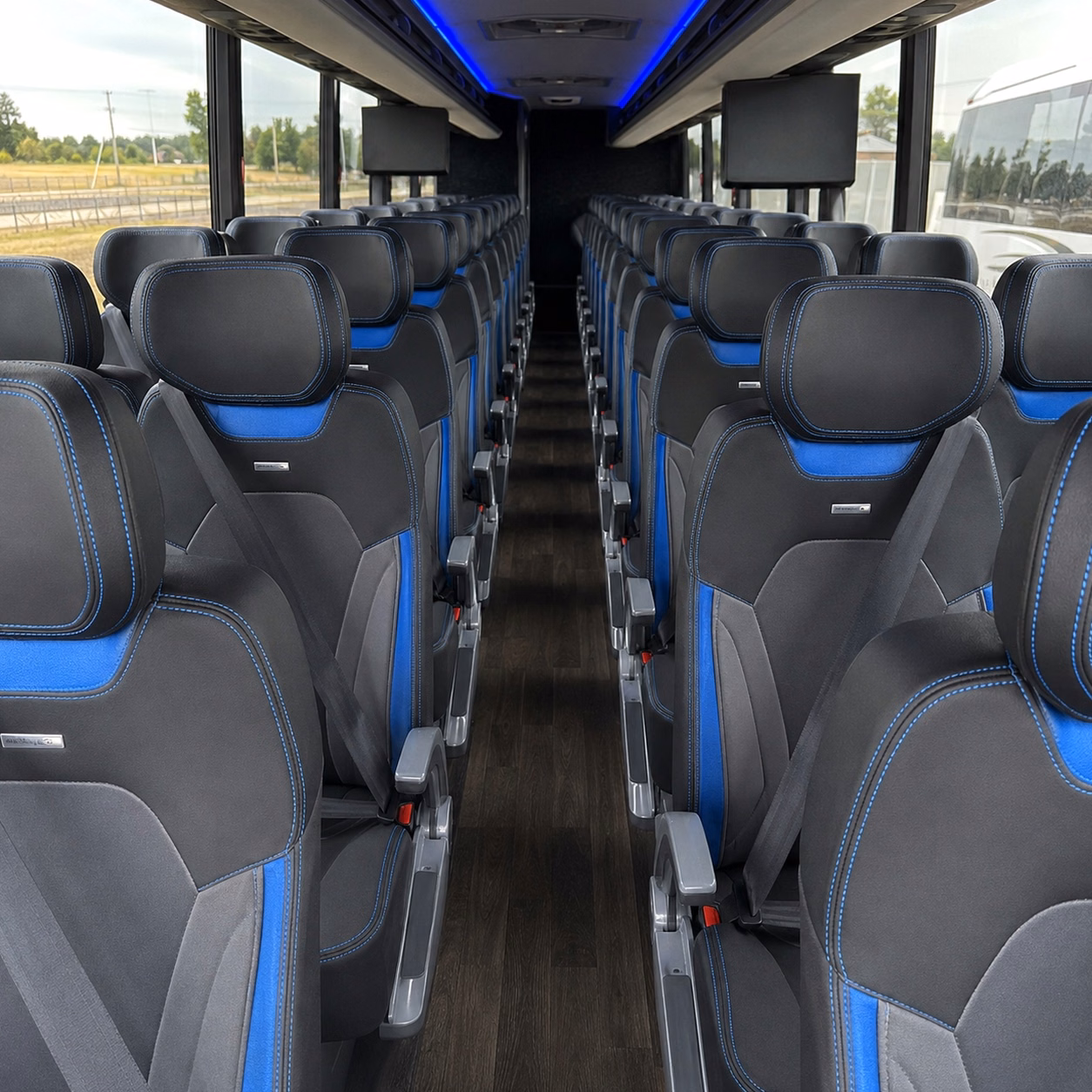 charter bus shuttles for portland area federal agencies and government offices