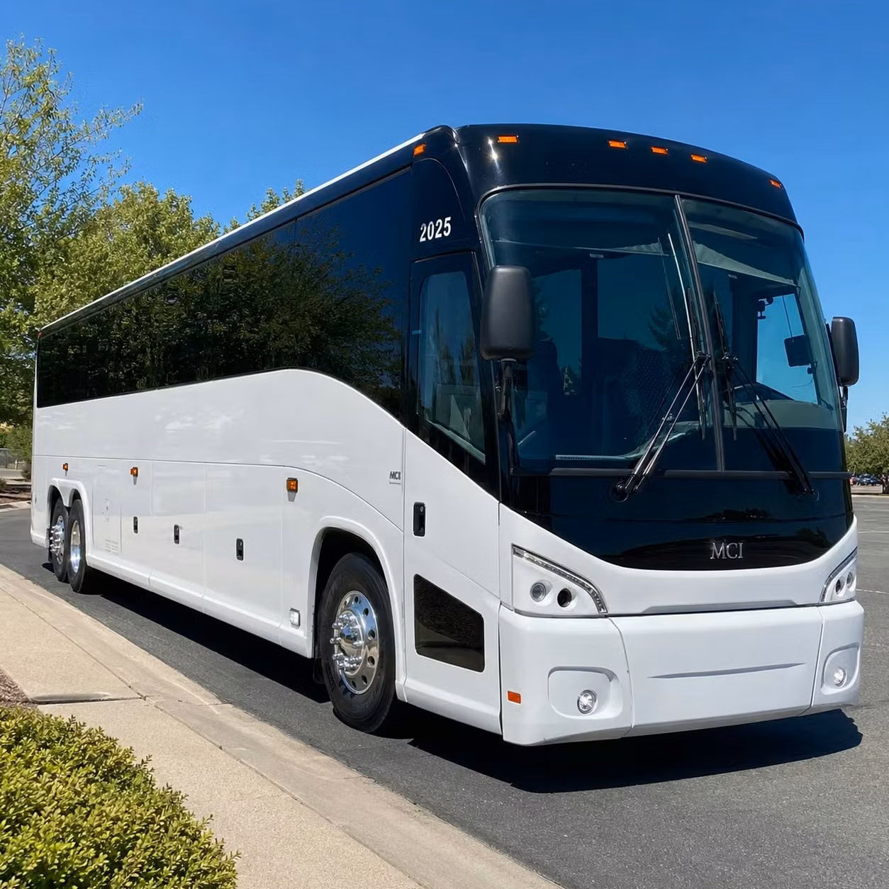 concert bus rentals to moda center and the rose quarter in portland
