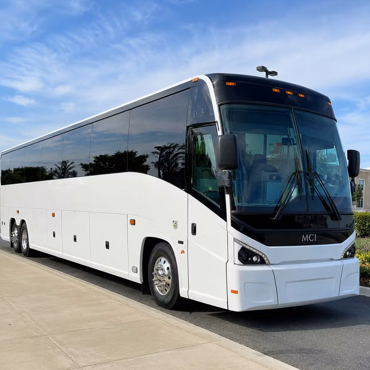 portland employee shuttle bus services that keep your team moving